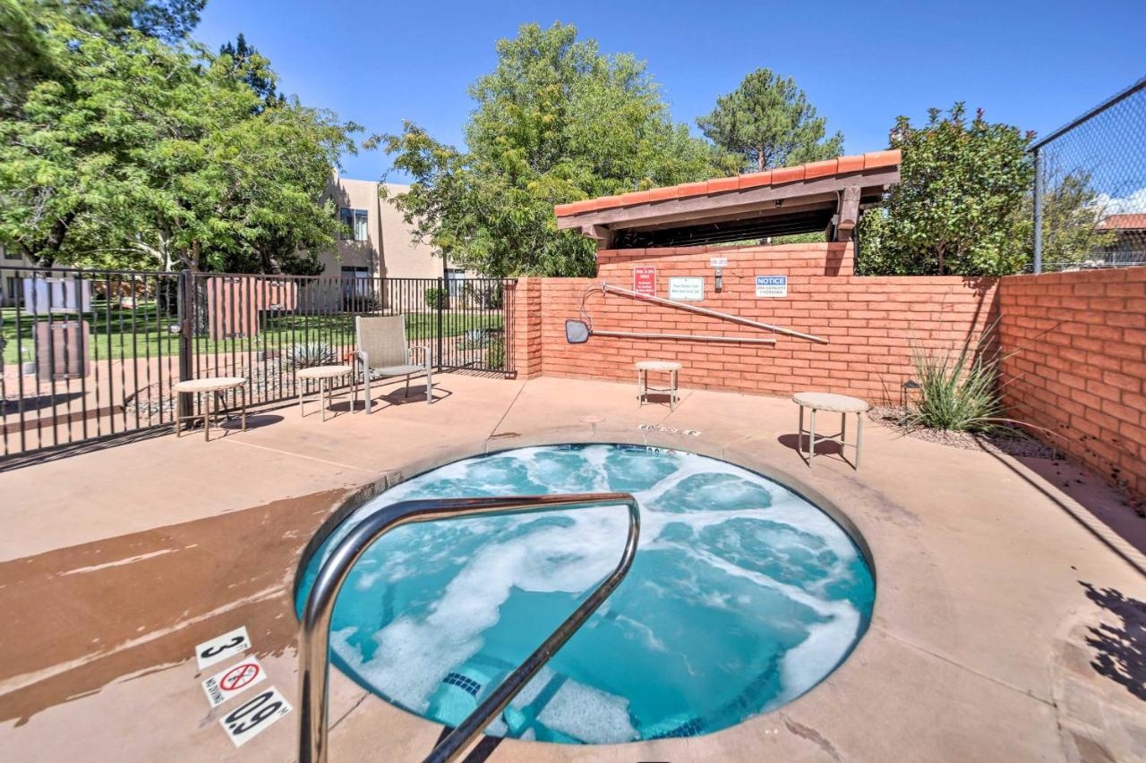 Cozy Sedona Oasis With Pool And Hot Tub Access! 아파트 외부 사진